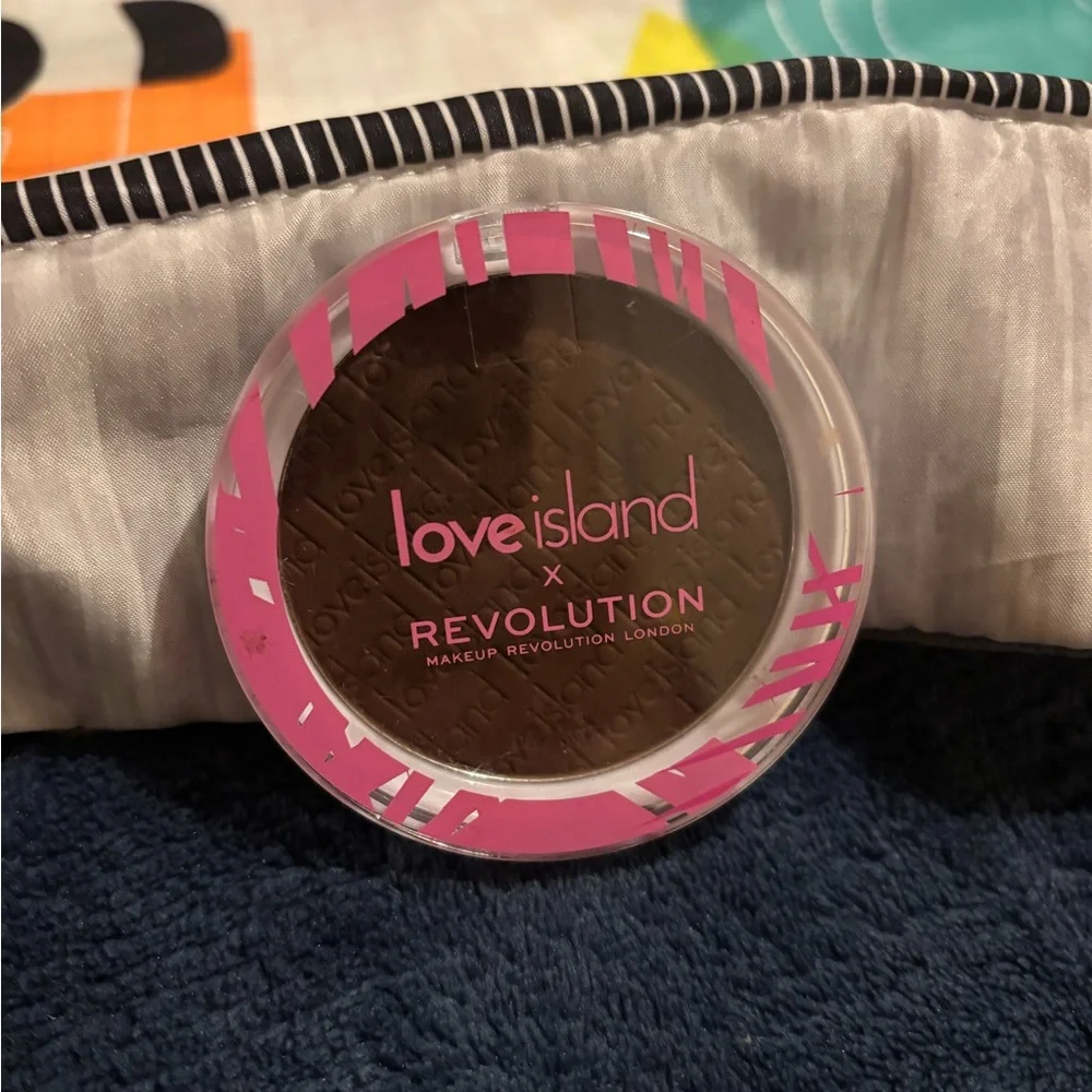 Revolution Mega Bronzer Sun-Kiss